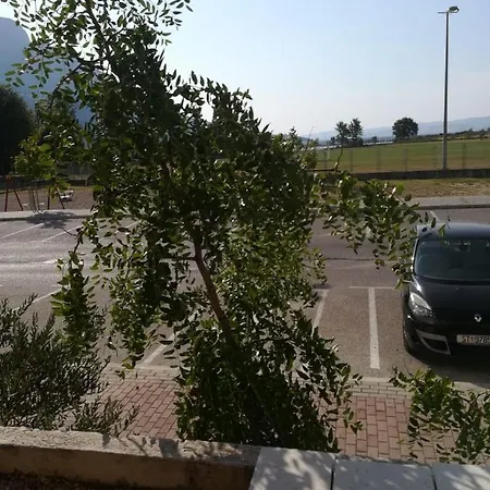 Stanic * Omiš